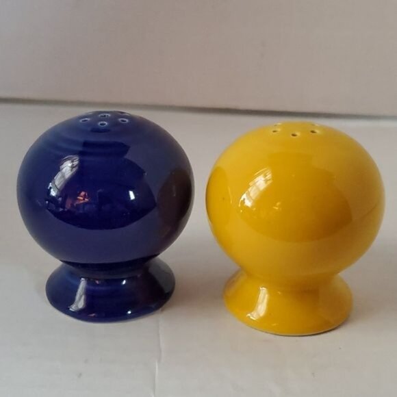 Fiestaware Fiesta CERAMIC Shaker Salt Pepper Daffodil Yellow Twilight Blue - Picture 8 of 8